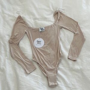 Princess Polly Charlotte Bodysuit Beige womens size 2, brand new with tags!